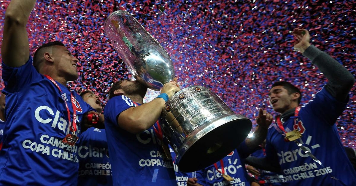 Comandados por Johnny Herrera: vencimos a Colo Colo en penales para ganar la Copa Chile 2015