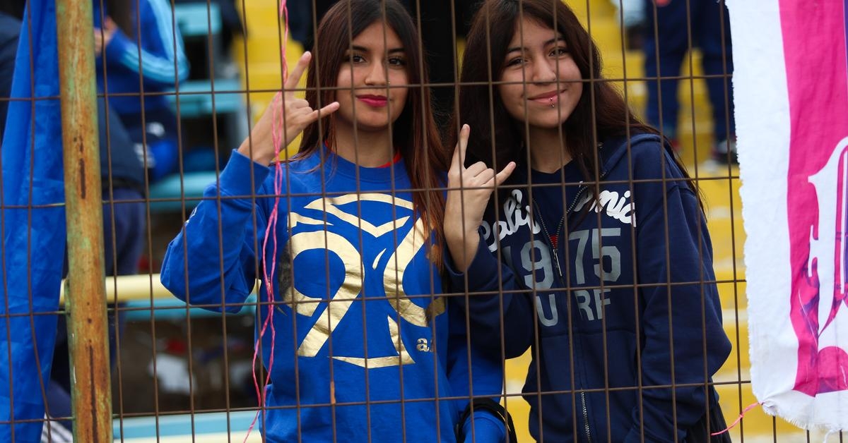 Hinchas - Partido FEM vs UC (Fecha 10 - Campeonato 2023)