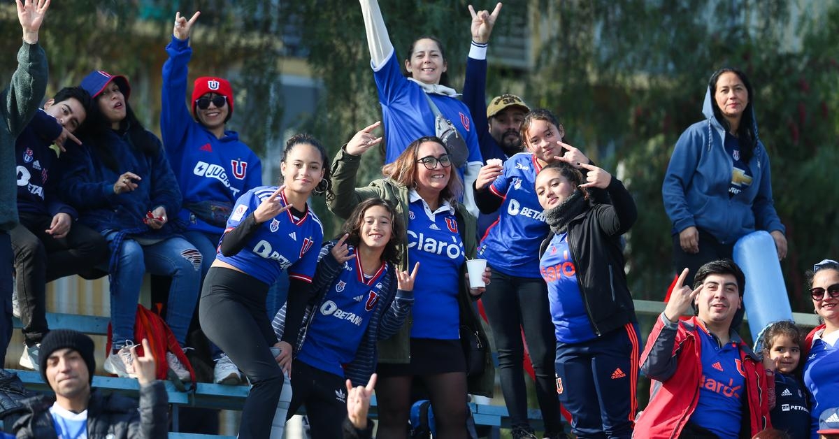 Hinchas - Partido vs Iquique FEM (Fecha 10 - Campeonato 2024)