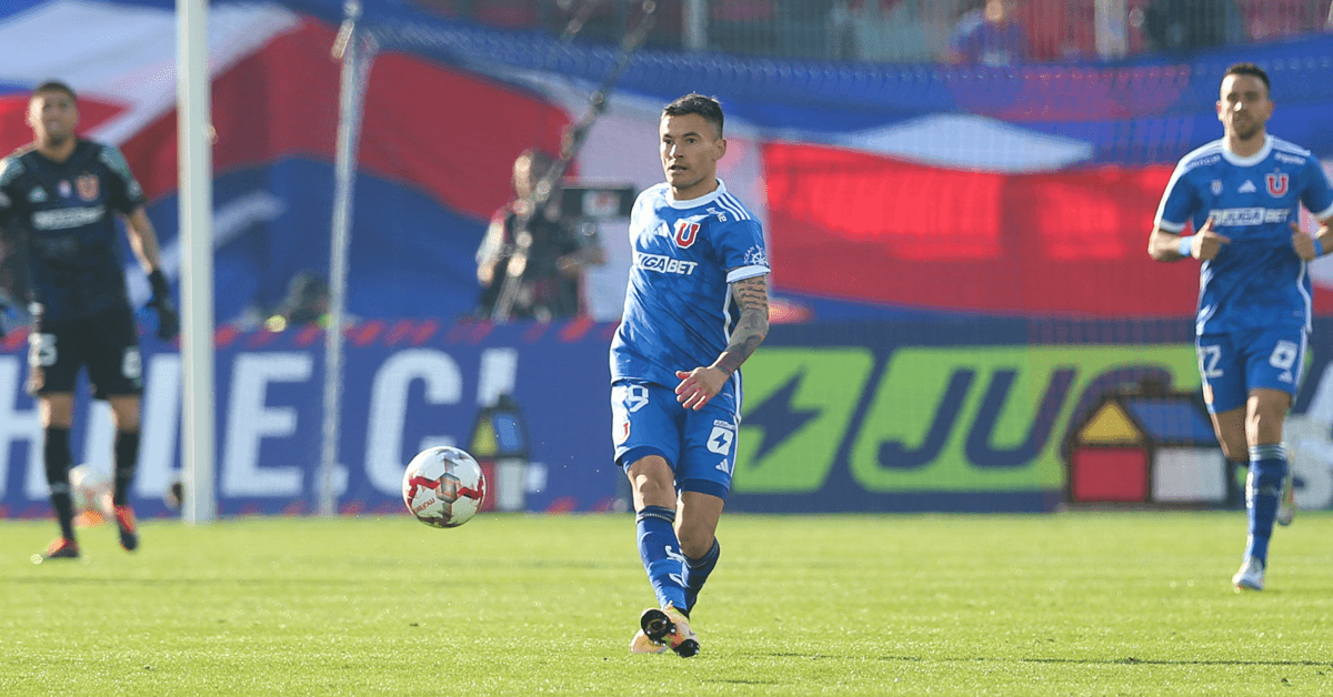 Charles Aránguiz y su debut en la temporada: “Me sentí bien, fue lindo reencontrarme con el hincha de la U”