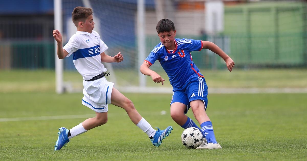 Azules Sub 12 vencen en el clásico universitario y clasifican a la final del Formativo Infantil