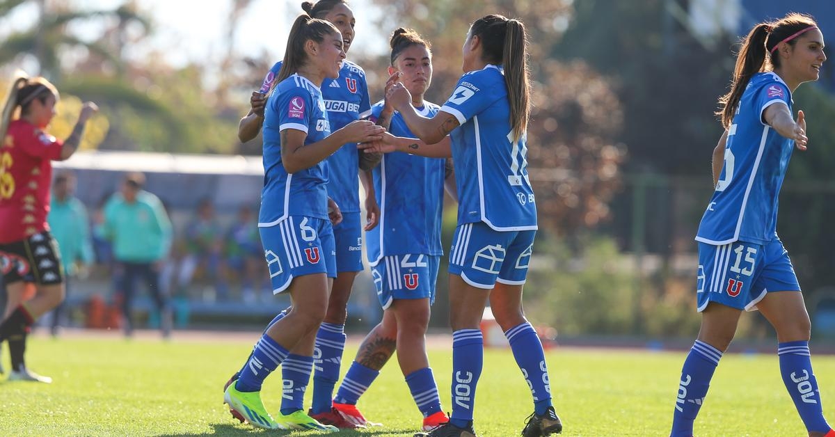 Goleada de las Leonas en el Santiago Bueras