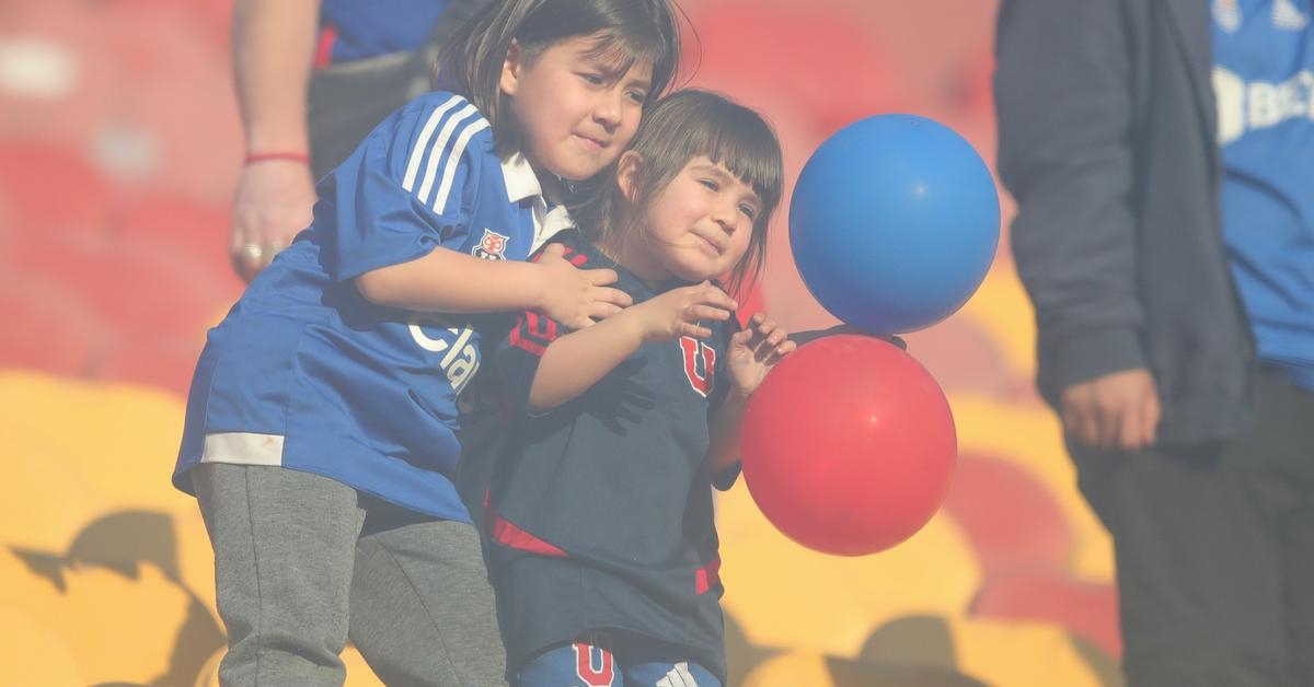 Hinchas - Partido vs Colo Colo FEM (Semifinal ida - Campeonato 2023) Parte 2