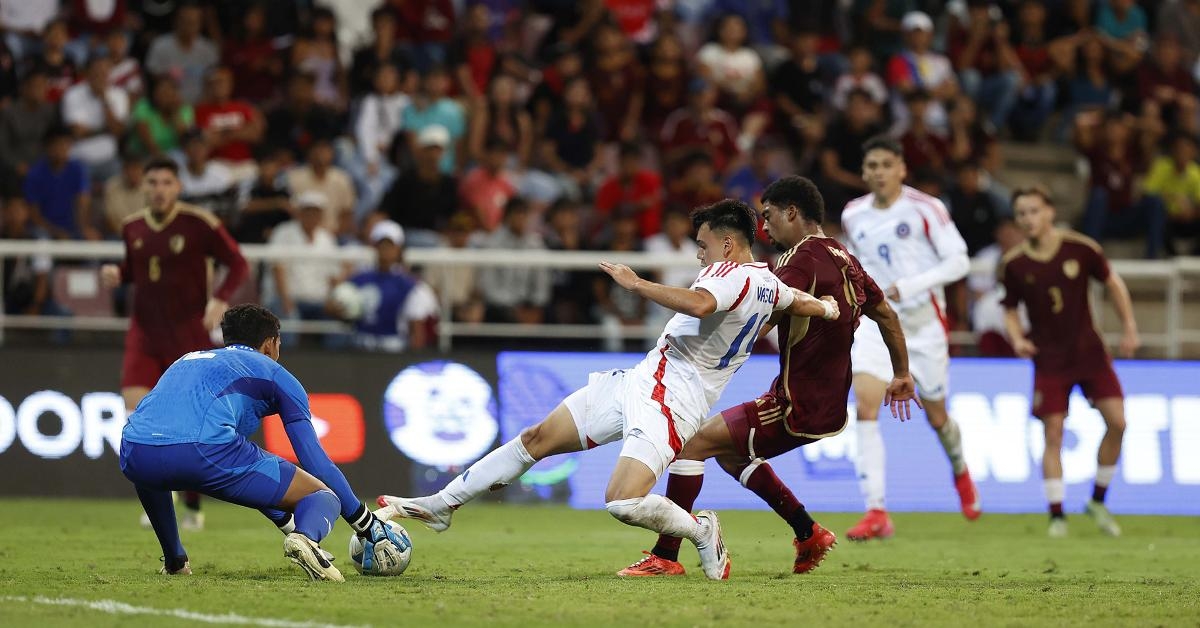 Los azules fueron protagonistas del estreno triunfal de Chile en el Sudamericano Sub 20