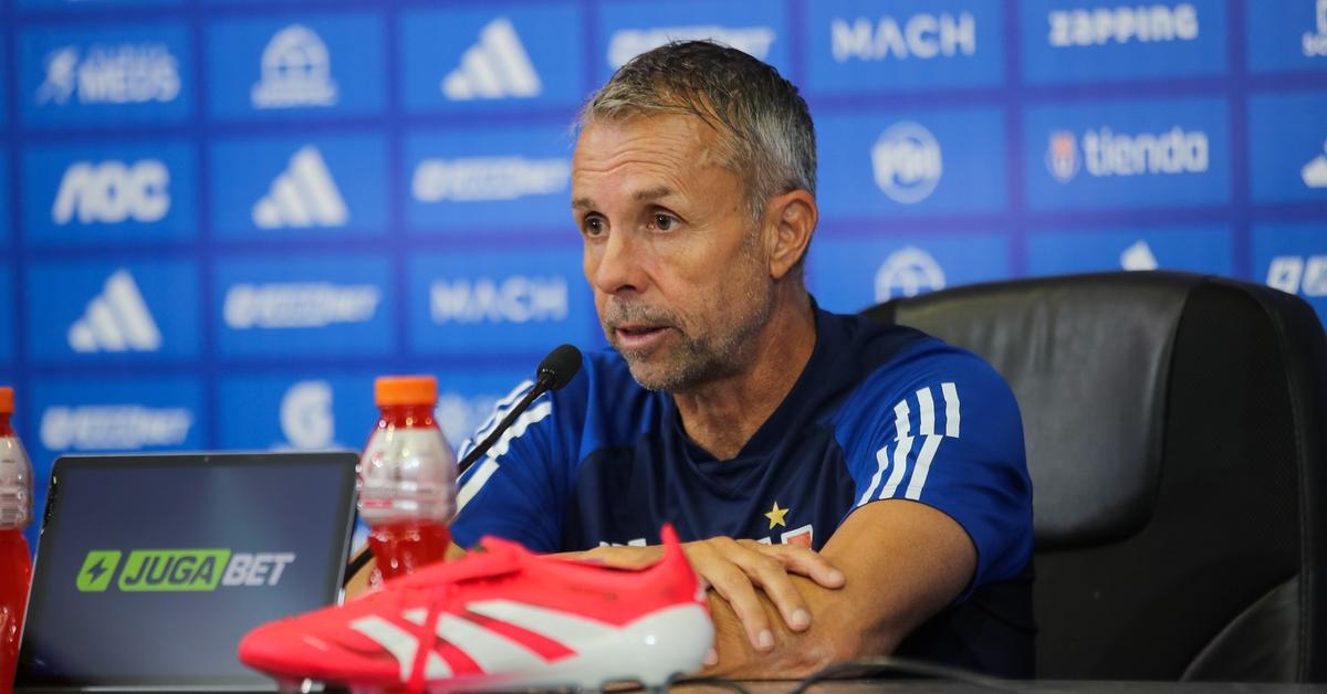 Gustavo Álvarez y la visita a Cobresal: “Llegamos preparados para sacar los tres puntos”
