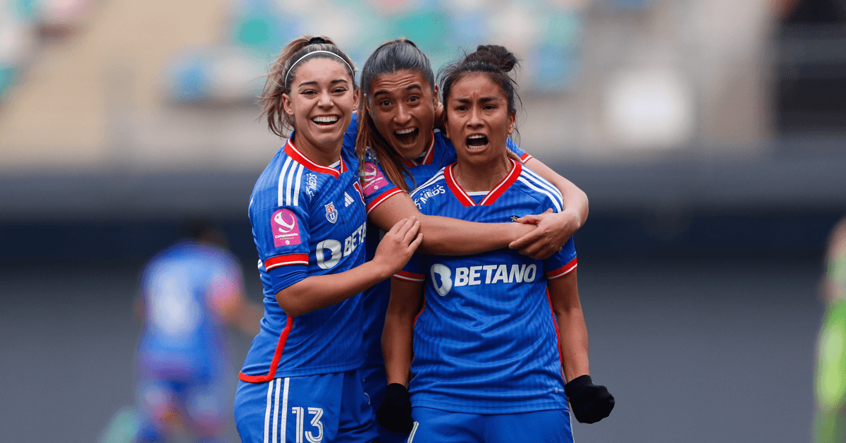 Las Leonas golearon a Católica en el regreso del Campeonato Femenino!