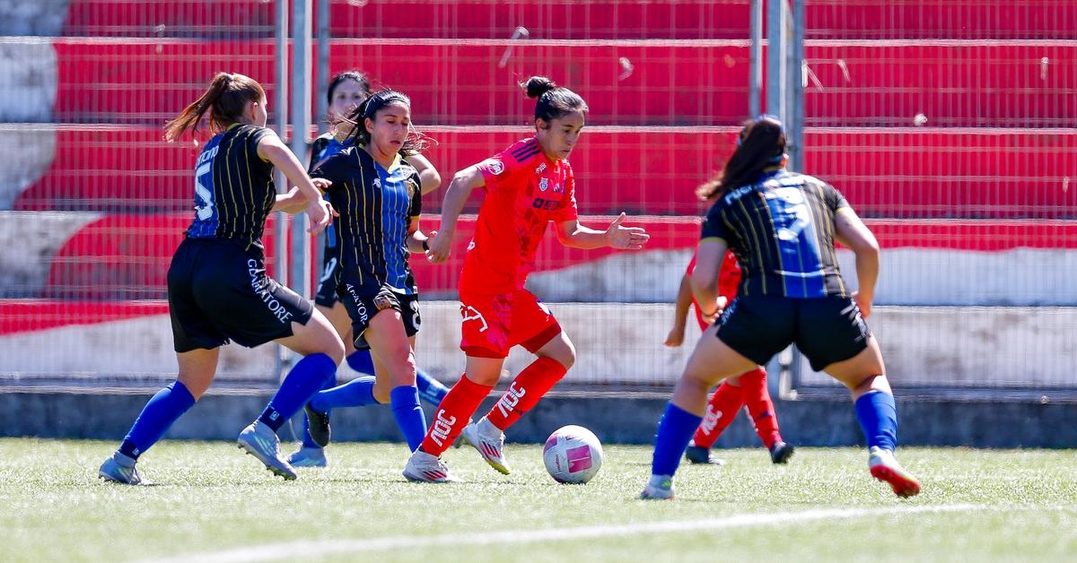 Se define en el Bueras: las Leonas igualaron ante Huachipato