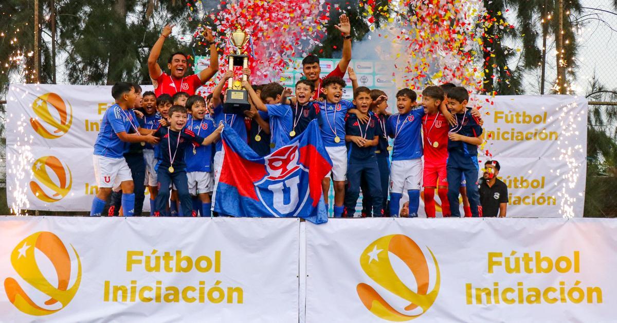Formativo: Azules terminaron en lo más alto del Fútbol de Iniciación